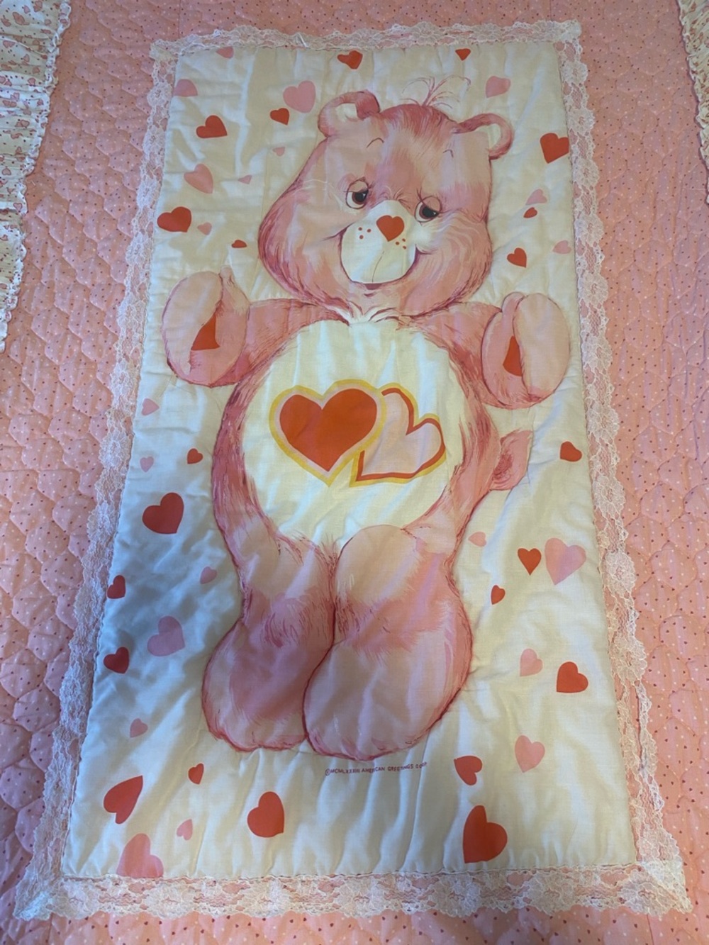 Vintage Care Bears Love-A-Lot Bear Twin Size Quilt Pink Hearts Ruffle Trim RARE - Picture 3 of 7